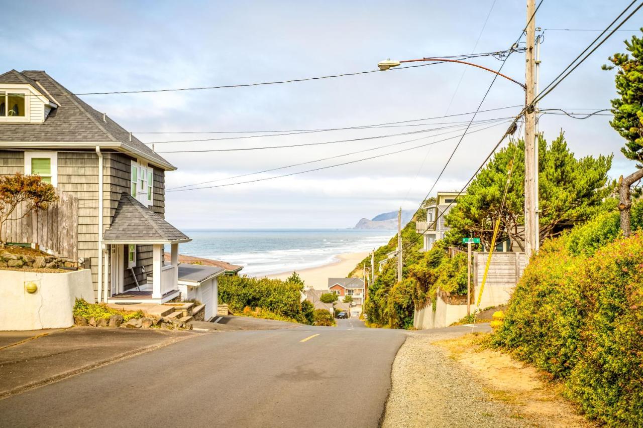 Hubbert Hideaway Villa Lincoln City Exterior photo